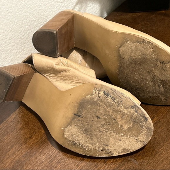 Steve Madden Sandals Tan Open Toed Size 8 - Picture 4 of 5